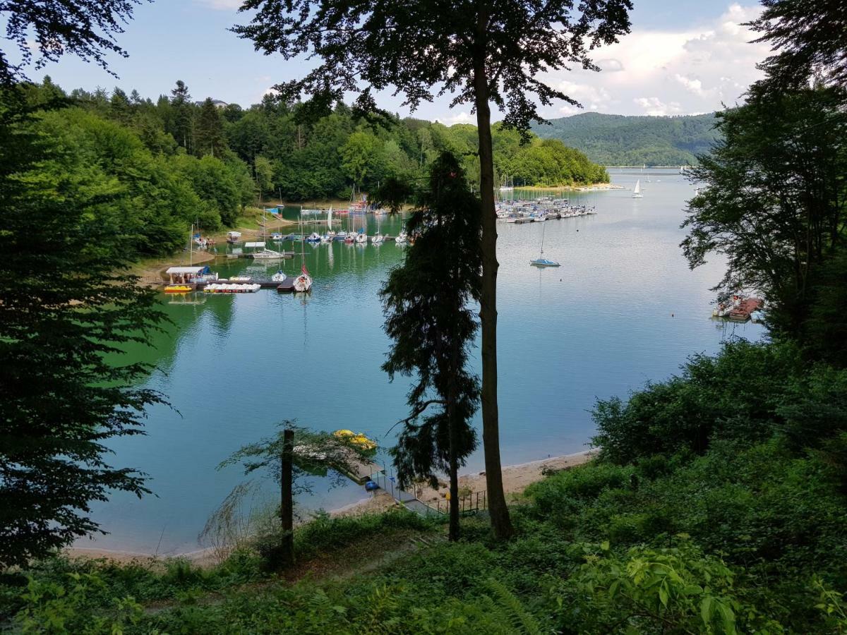 Caloroczne Domki Nad Zatoka Polańczyk Eksteriør bilde